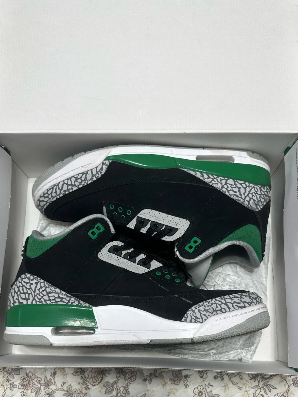 Men's Black and Green Retro Basketball Sneakers